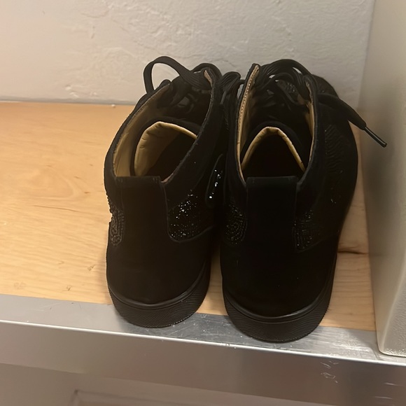 Black and red Louis Vuitton red bottom shoes - Picture 4 of 4